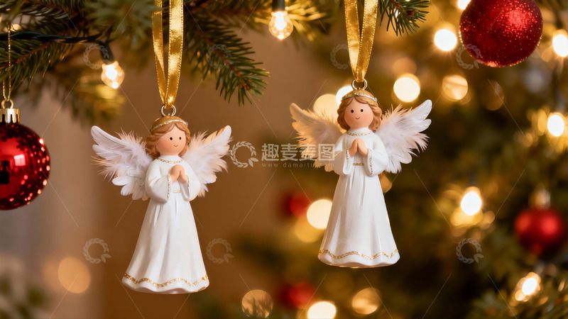 高清大图下载【趣麦麦图】圣诞树天使挂饰温馨节日氛围