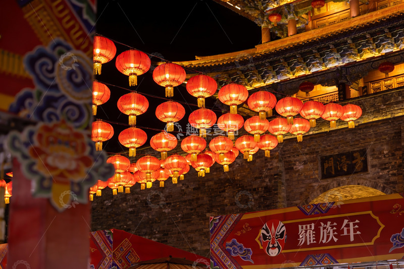 高清大图下载【趣麦麦图】夜景古建筑挂红灯笼