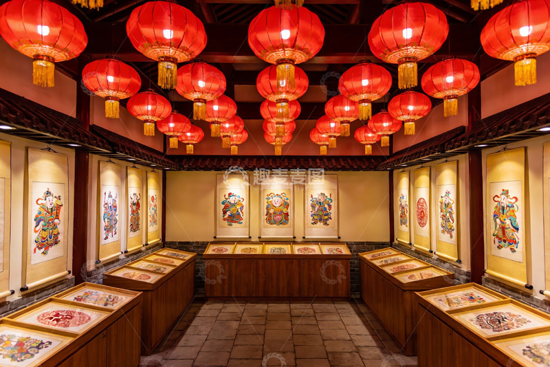 高清大图下载【趣麦麦图】古色古香展厅挂满红灯笼