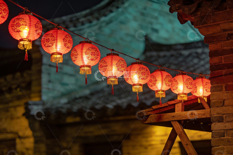 高清大图下载【趣麦麦图】夜色古建筑挂红灯笼