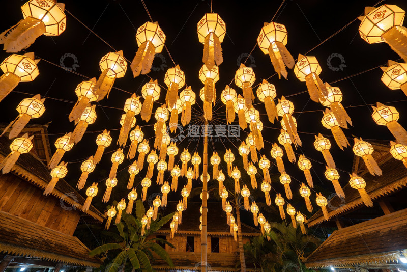 高清大图下载【趣麦麦图】夜空灯笼璀璨挂