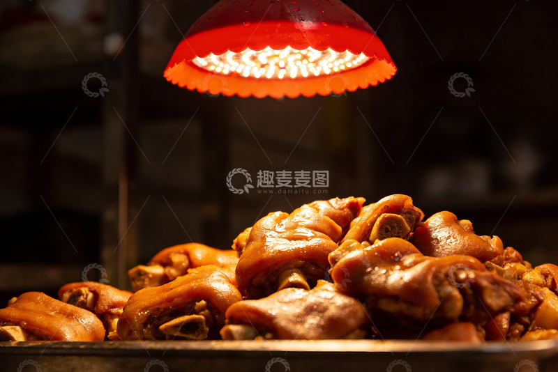 高清大图下载【趣麦麦图】红灯下猪蹄堆