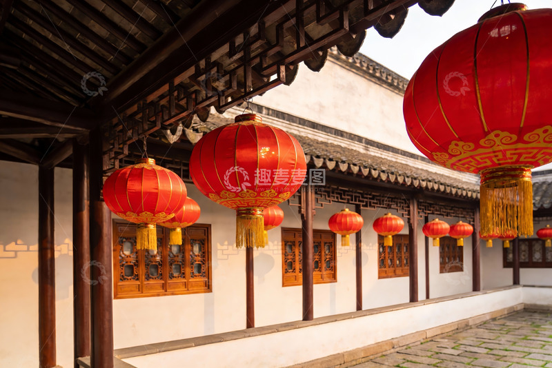 高清大图下载【趣麦麦图】古建筑庭院挂红灯笼