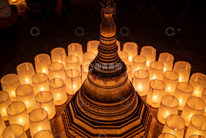 高清大图下载【趣麦麦图】佛塔烛光夜景