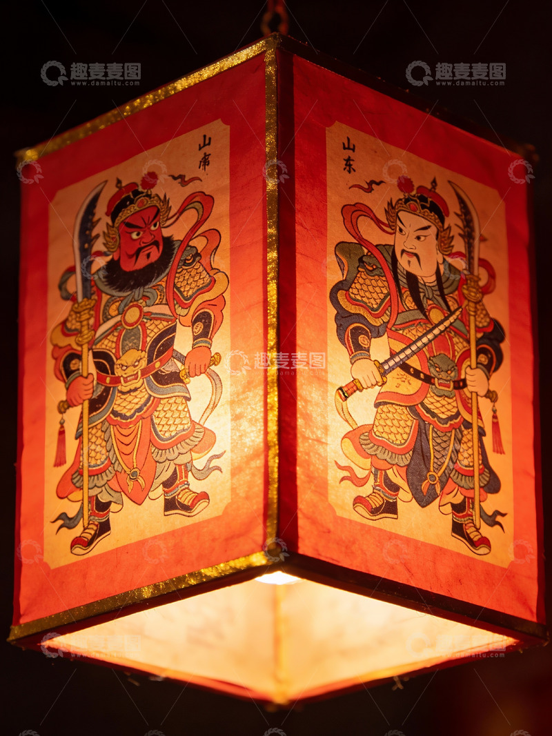 高清大图下载【趣麦麦图】红色灯笼上的古代武士画像