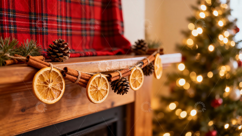 高清大图下载【趣麦麦图】圣诞装饰挂件与壁炉