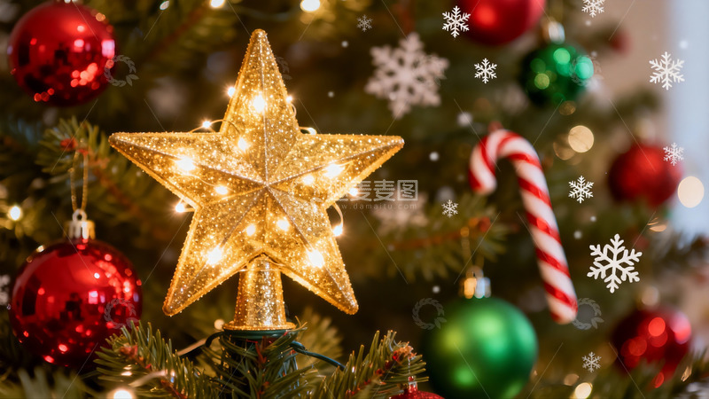 高清大图下载【趣麦麦图】圣诞树顶星装饰节日氛围浓厚