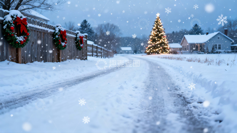 高清大图下载【趣麦麦图】雪夜圣诞树与围栏花环