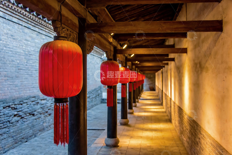 高清大图下载【趣麦麦图】古色古香长廊红灯笼