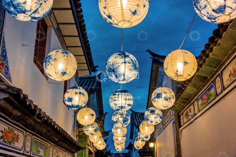 高清大图下载【趣麦麦图】古街夜景灯笼高挂