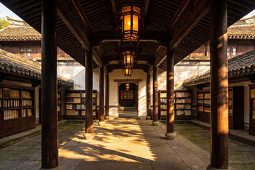 古色古香的中式长廊书屋