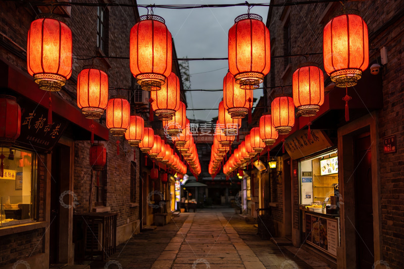 高清大图下载【趣麦麦图】古街夜景红灯笼高挂