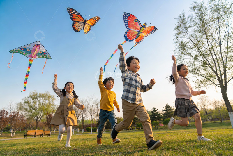 高清大图下载【趣麦麦图】儿童公园放风筝欢乐场景