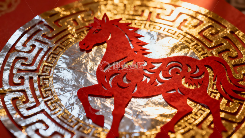 高清大图下载【趣麦麦图】红色剪纸马艺术装饰品