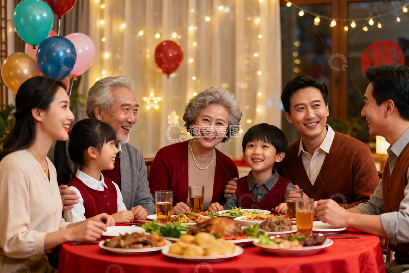 高清大图下载【趣麦麦图】家庭聚餐欢庆团圆时刻