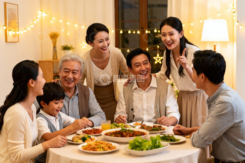 高清大图下载【趣麦麦图】温馨家庭聚餐其乐融融