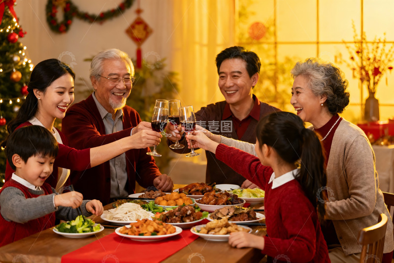 高清大图下载【趣麦麦图】家庭聚餐欢庆节日温馨场景