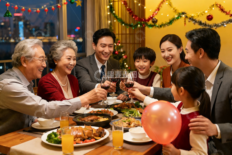高清大图下载【趣麦麦图】家庭圣诞聚餐欢庆时刻