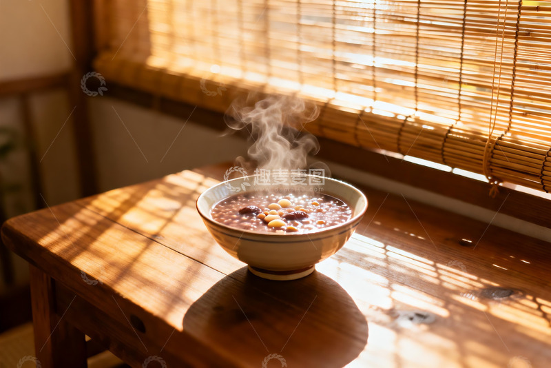 高清大图下载【趣麦麦图】阳光下的热粥