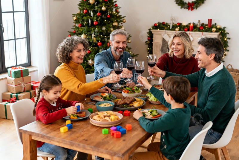 高清大图下载【趣麦麦图】圣诞家庭聚餐温馨场景