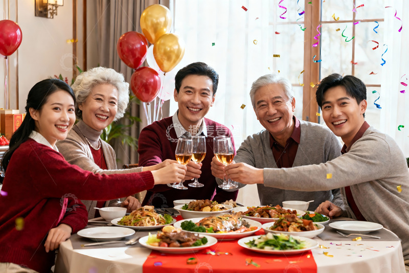 高清大图下载【趣麦麦图】家庭聚餐欢庆时刻