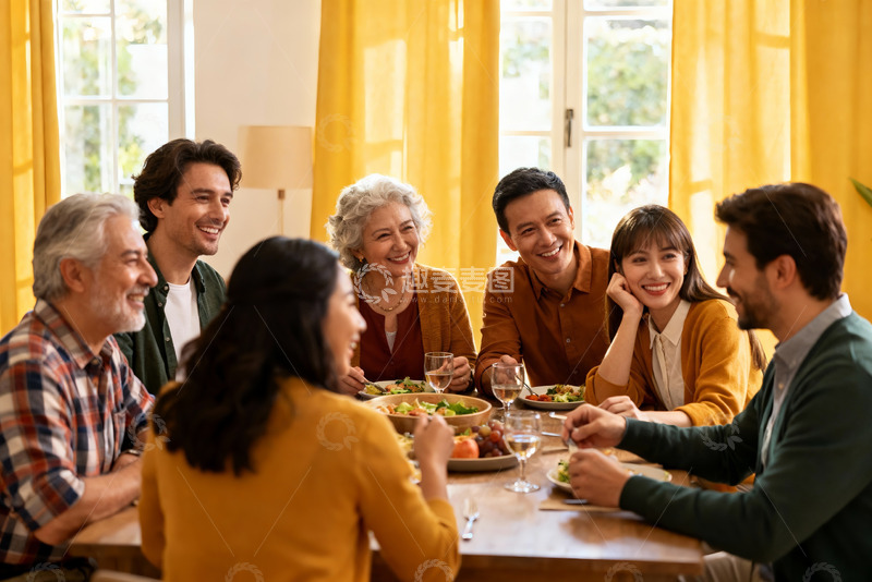 高清大图下载【趣麦麦图】家庭聚餐其乐融融