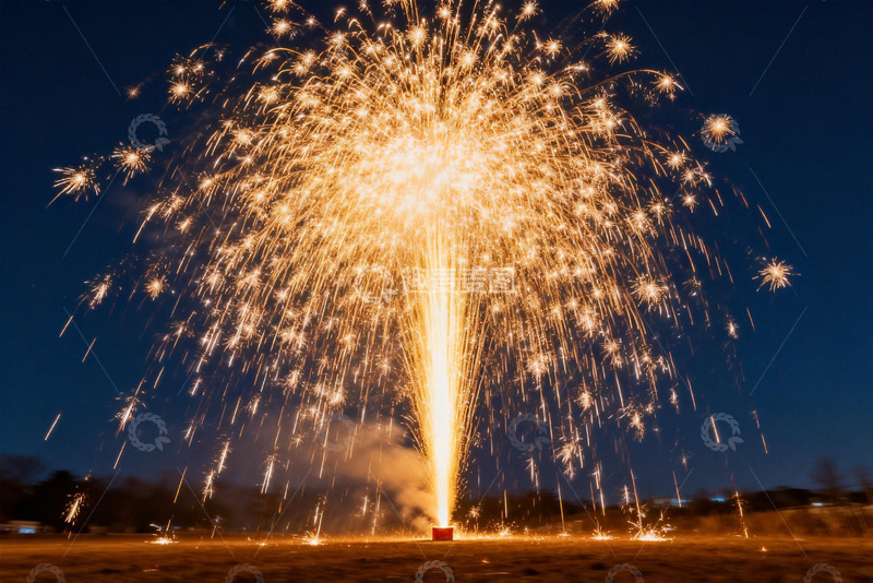 高清大图下载【趣麦麦图】夜空烟花绽放绚丽景象