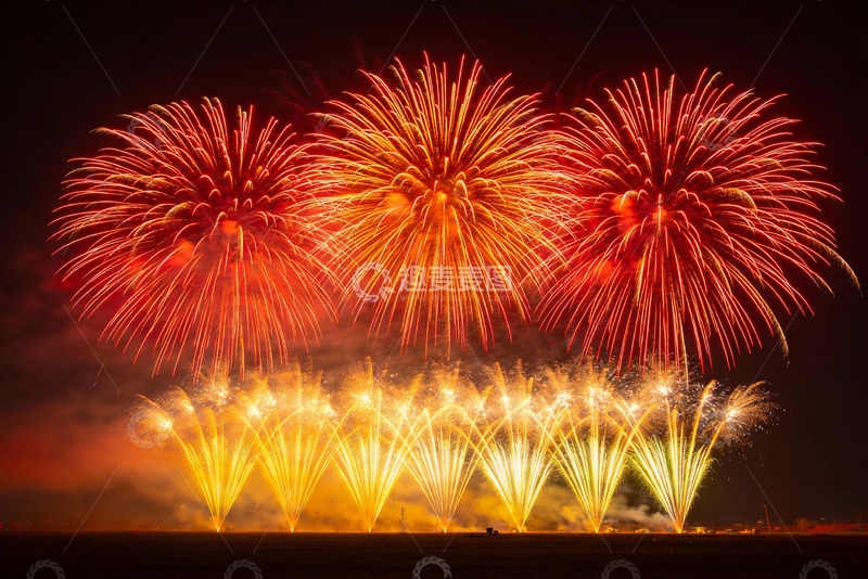 高清大图下载【趣麦麦图】夜空烟花绽放绚丽多彩