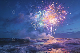 海上烟花绽放夜景