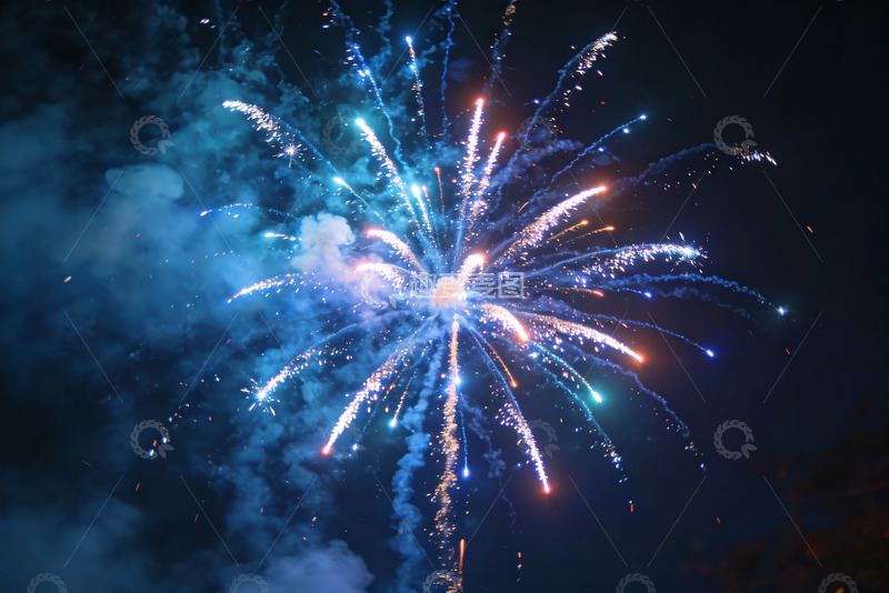 高清大图下载【趣麦麦图】夜空中绽放的绚丽烟花
