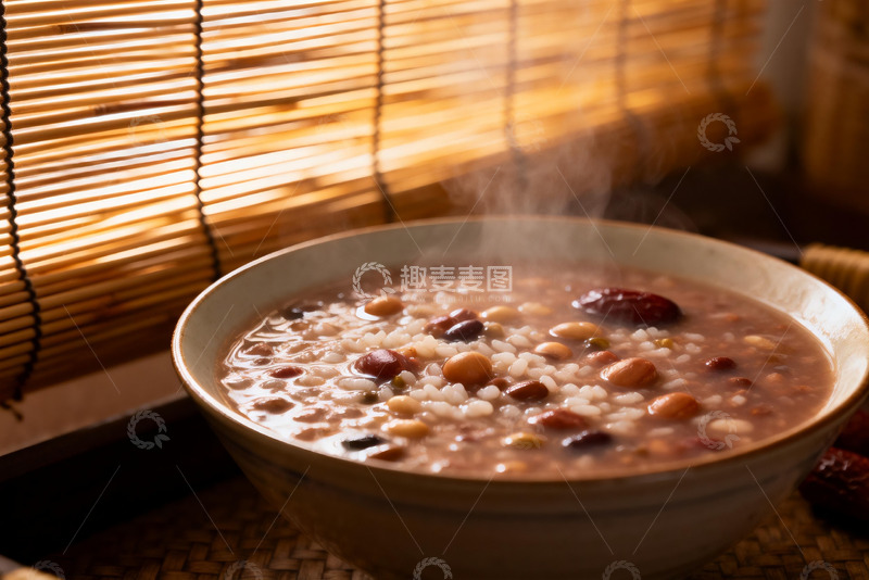 高清大图下载【趣麦麦图】热气腾腾的杂粮粥