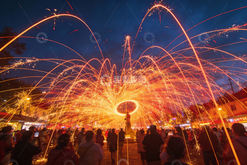 高清大图下载【趣麦麦图】夜空中绽放的烟花表演